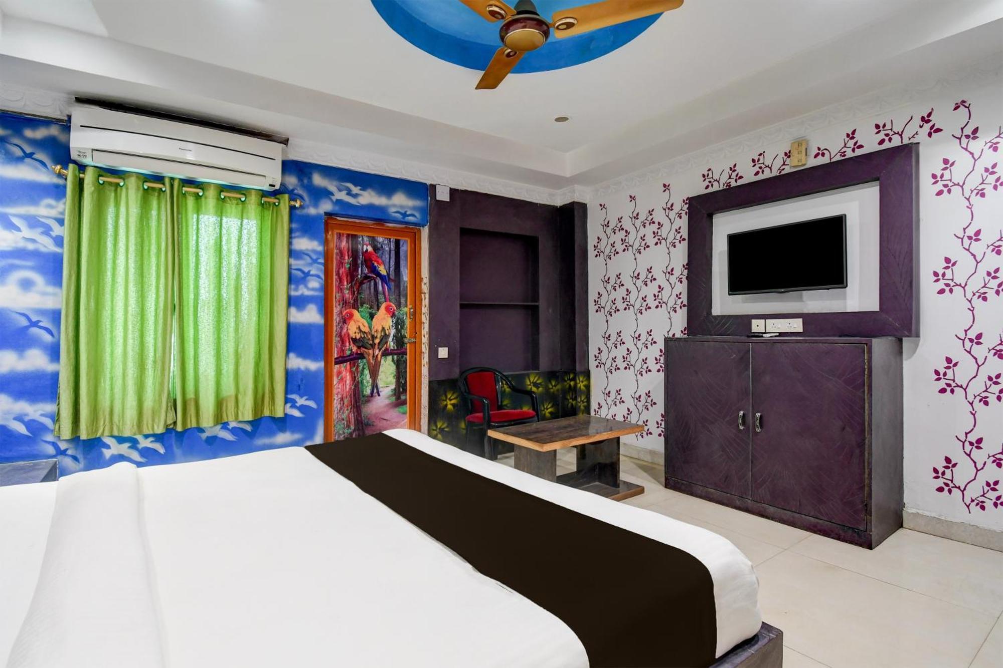 Hotel O Blue Royal Bhubaneswar Exteriör bild