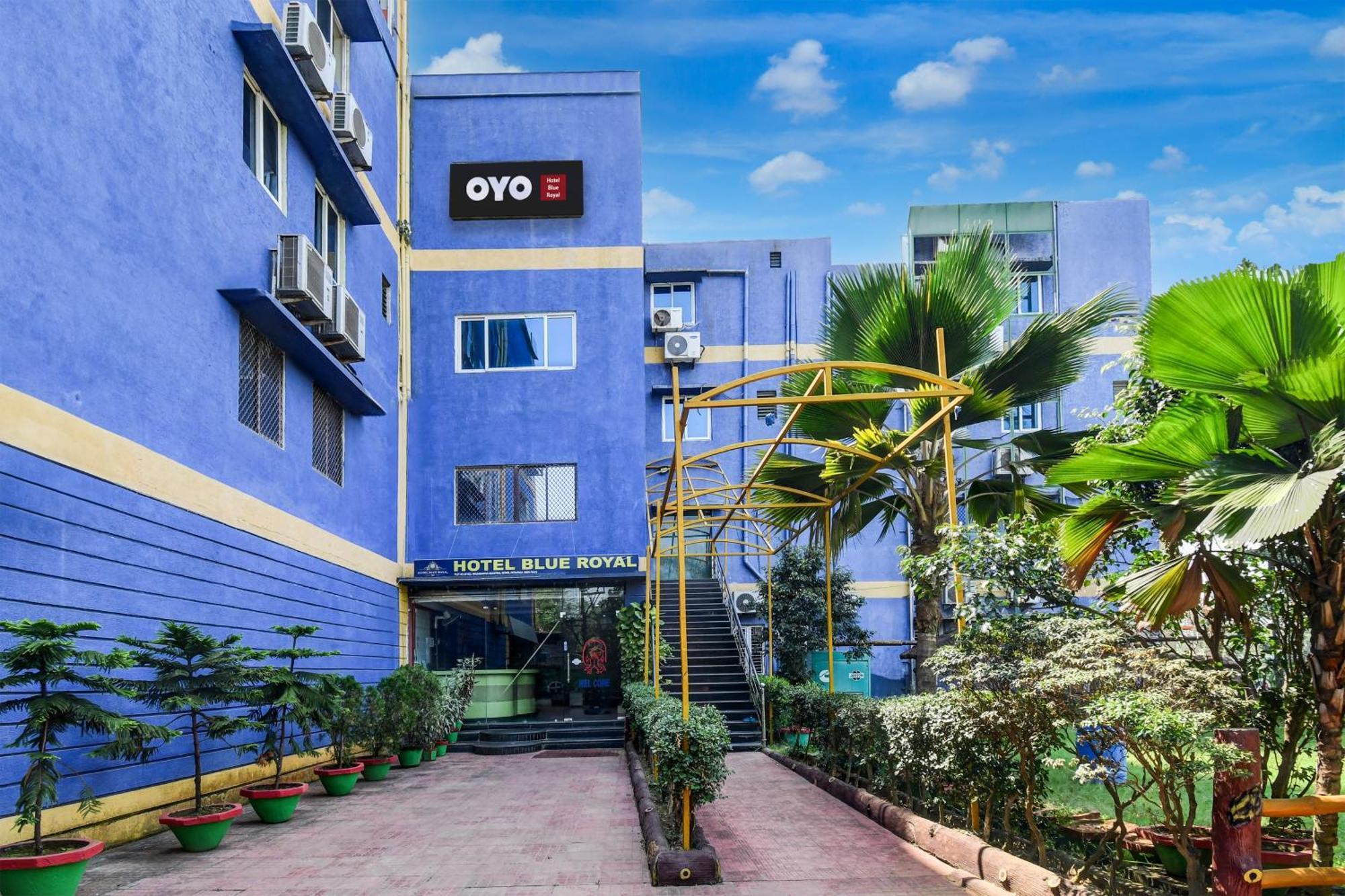 Hotel O Blue Royal Bhubaneswar Exteriör bild