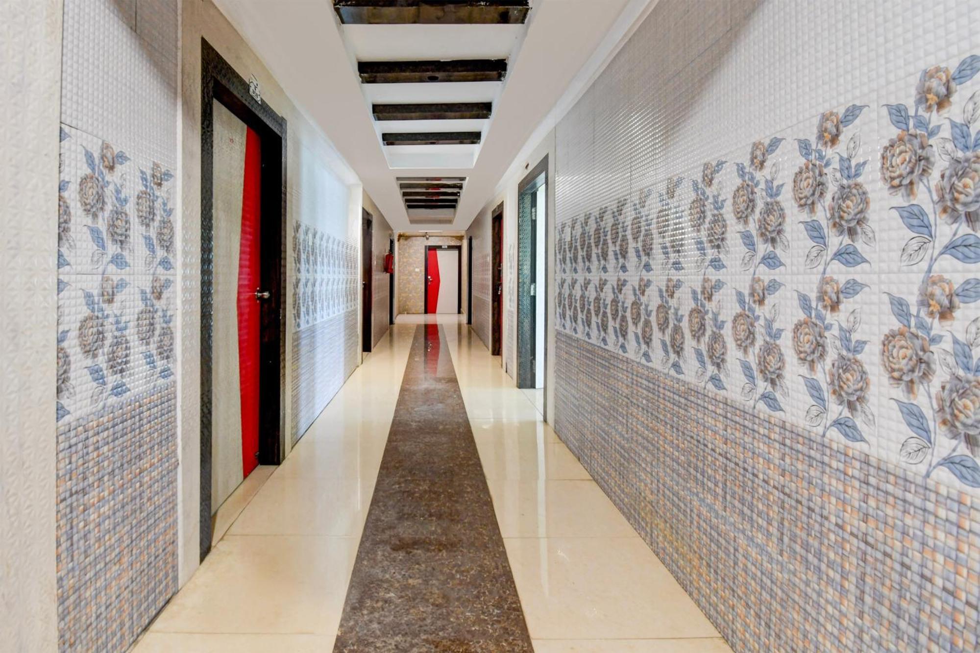 Hotel O Blue Royal Bhubaneswar Exteriör bild